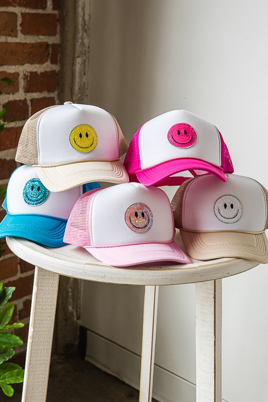 SUMMER SMILEY FACE PATCH TWO TONE TRUCKER HAT